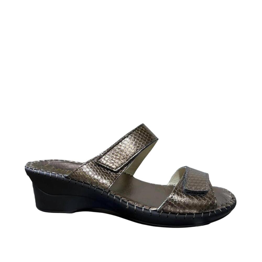 NEW LAPLUME women's nina sandals in pewter snake